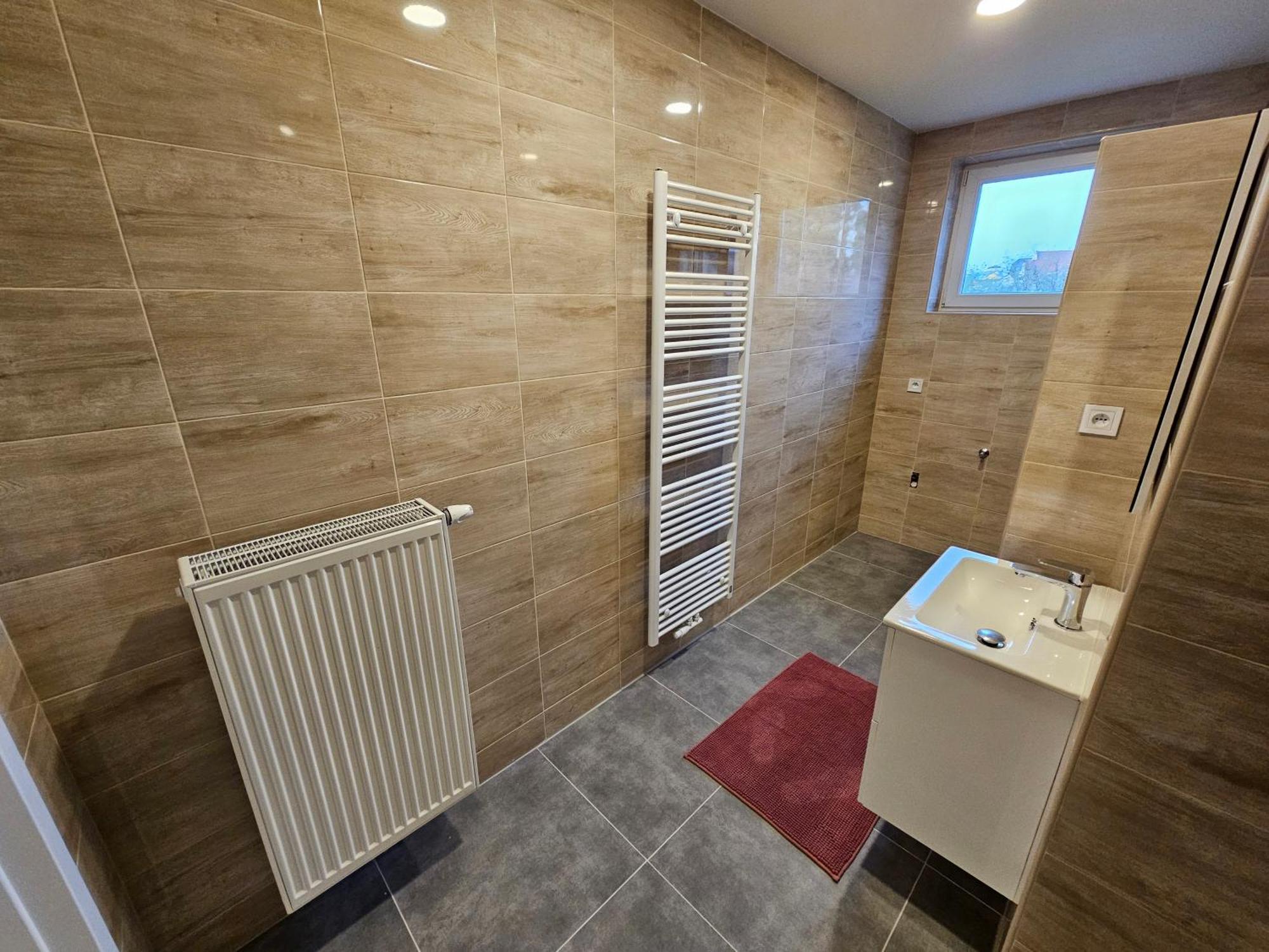 Slunny Byt V Klidne Casti Hradce Kralove - Zahrada, Parkovani Zdarma Hradec Králové Exterior foto